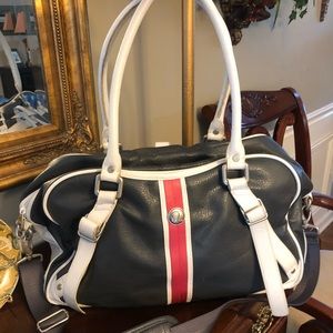 Lululemon Essential Gym Bag